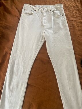 Levi's women’s 501 classic  Straight White Jeans